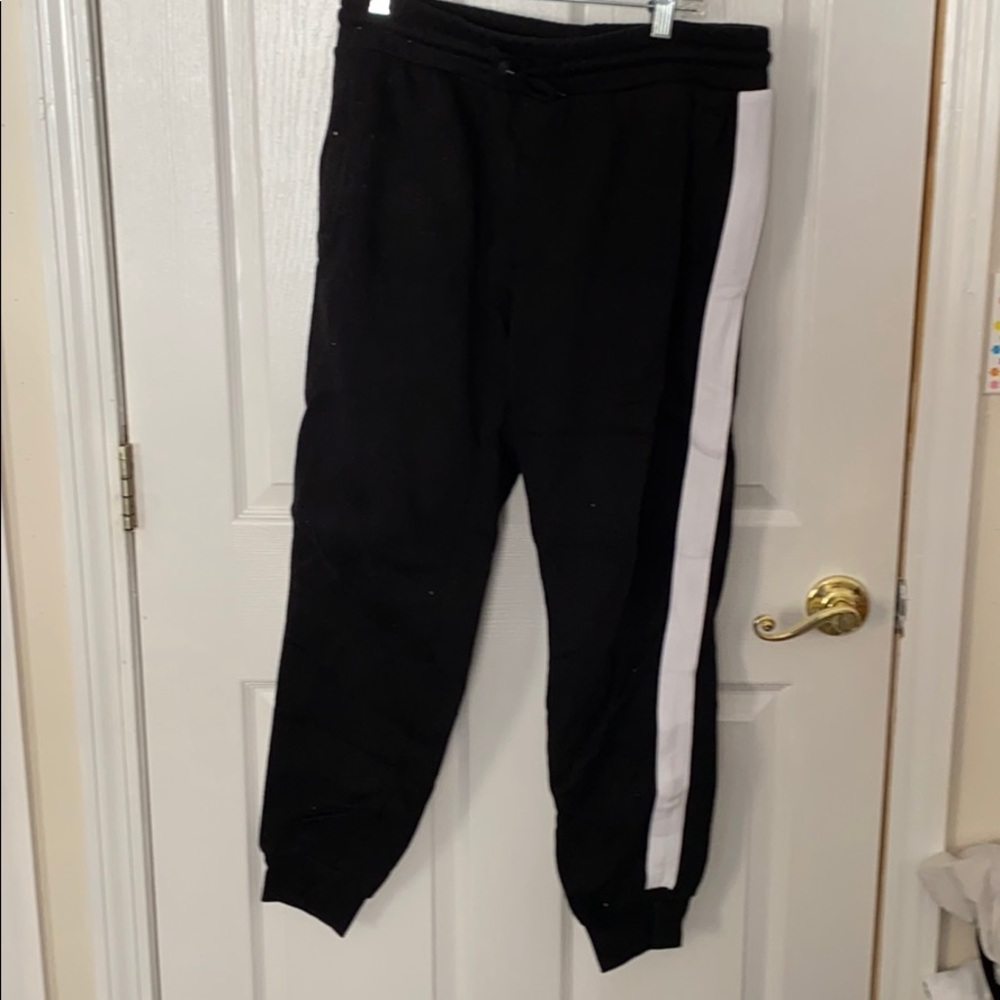 black sweatpants